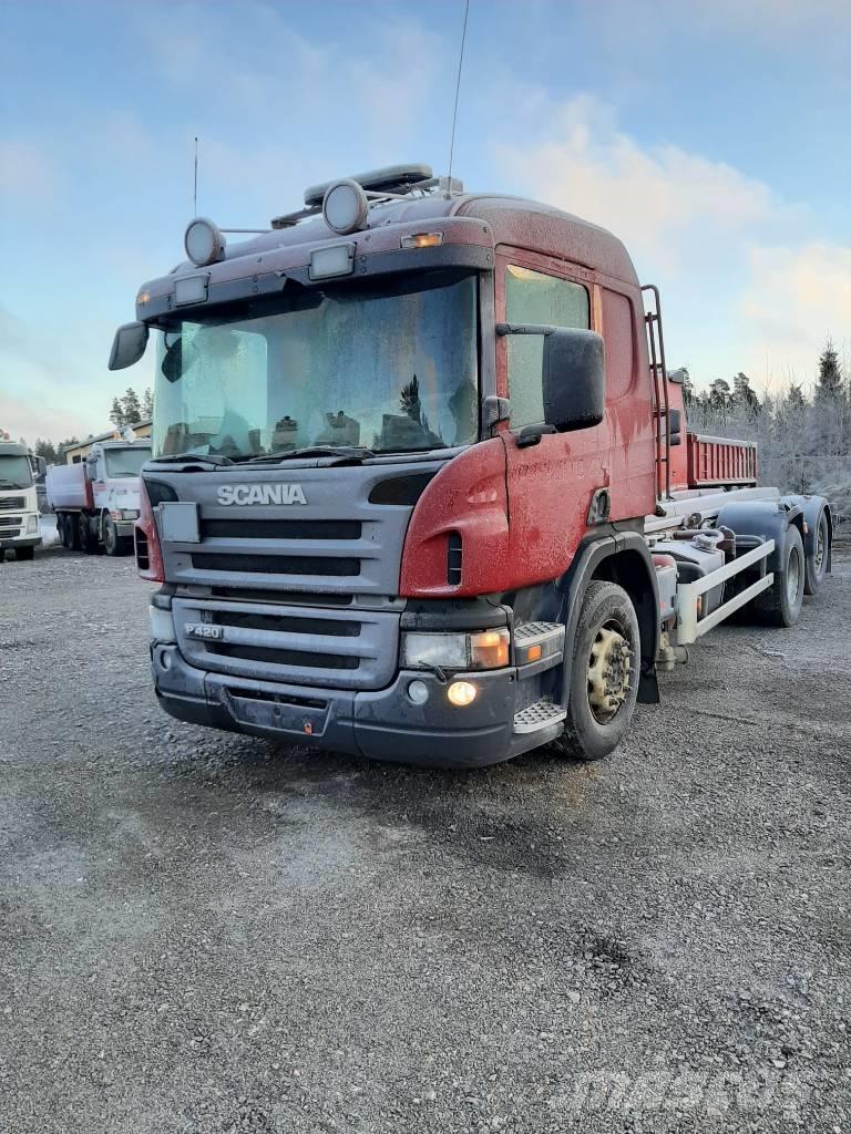 Scania P 420 Lastbiler med containerramme / veksellad