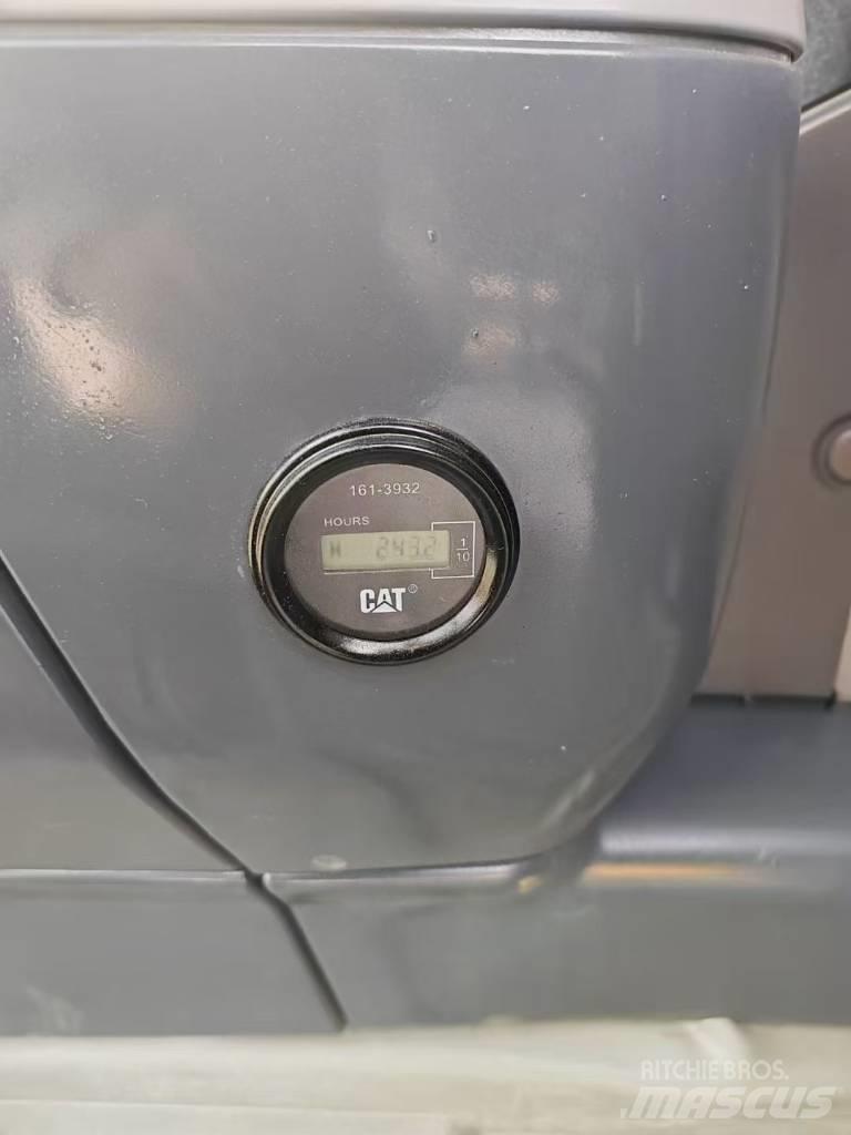 CAT 340D2L Gravemaskiner på larvebånd