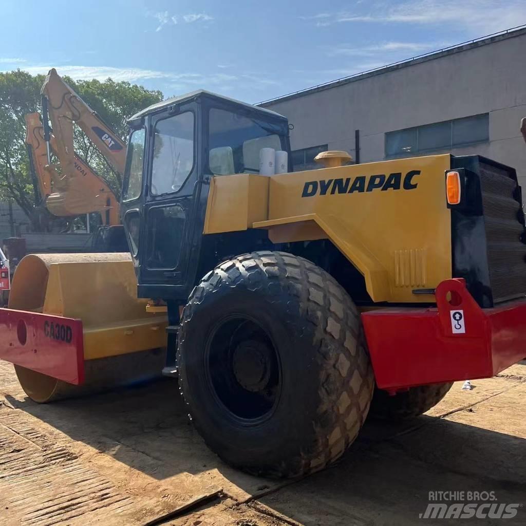 Dynapac CA 30 D Enkelt tromle