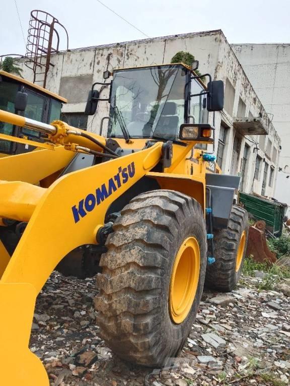 Komatsu WA 320-5 Læssemaskiner på hjul