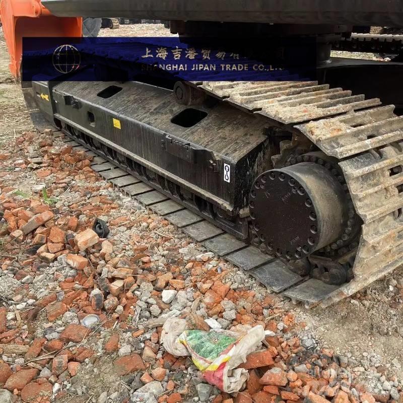Hitachi ZX 360 Gravemaskiner på larvebånd