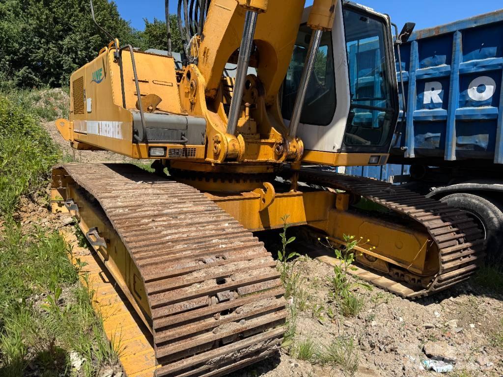 Liebherr 954 Gravemaskiner med lang gravebom