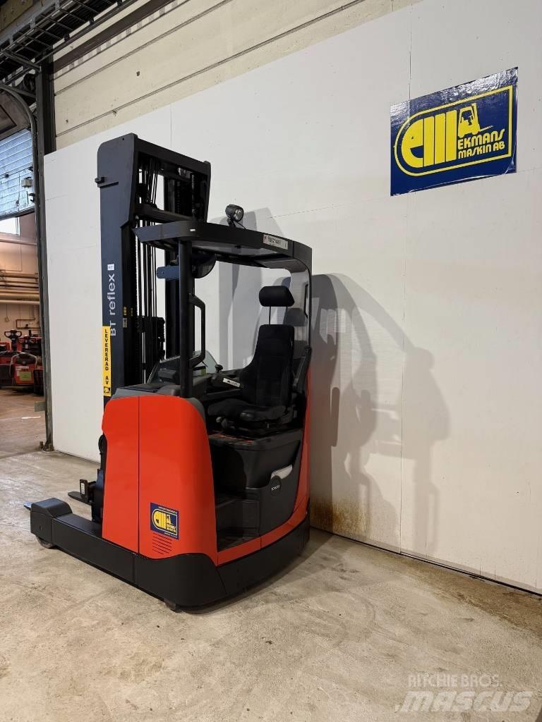 BT truck RRE160HE Reachtruck