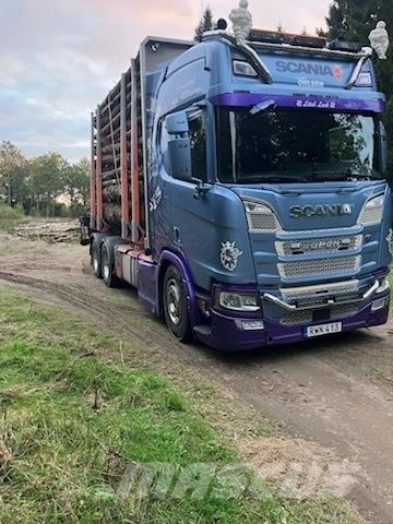 Scania R650B6X4NB Tømmertransport