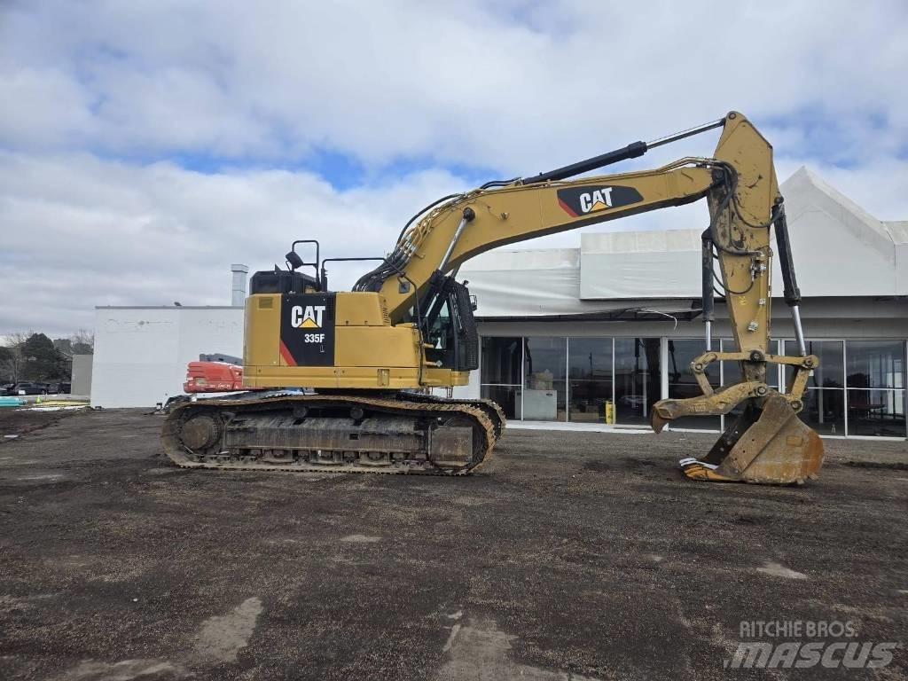 CAT 335 F L Gravemaskiner på larvebånd