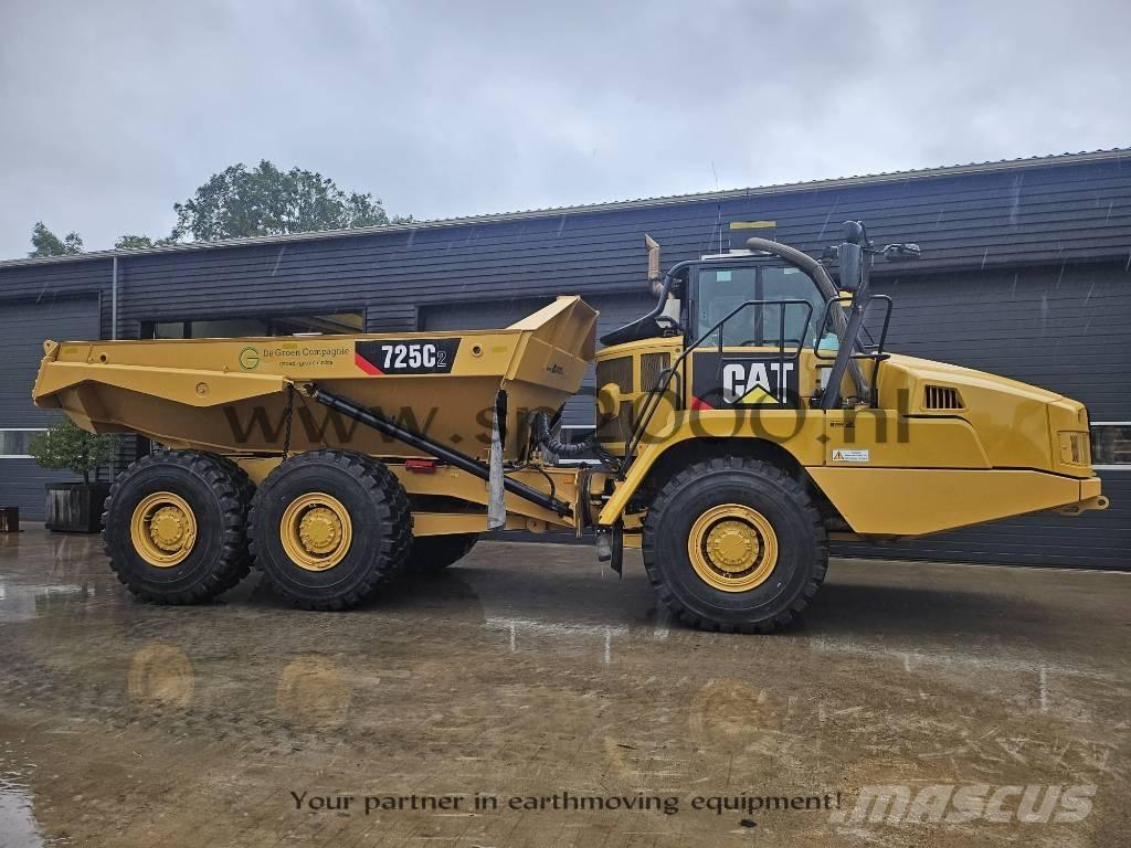 CAT 725C2 Terrængående lastbiler