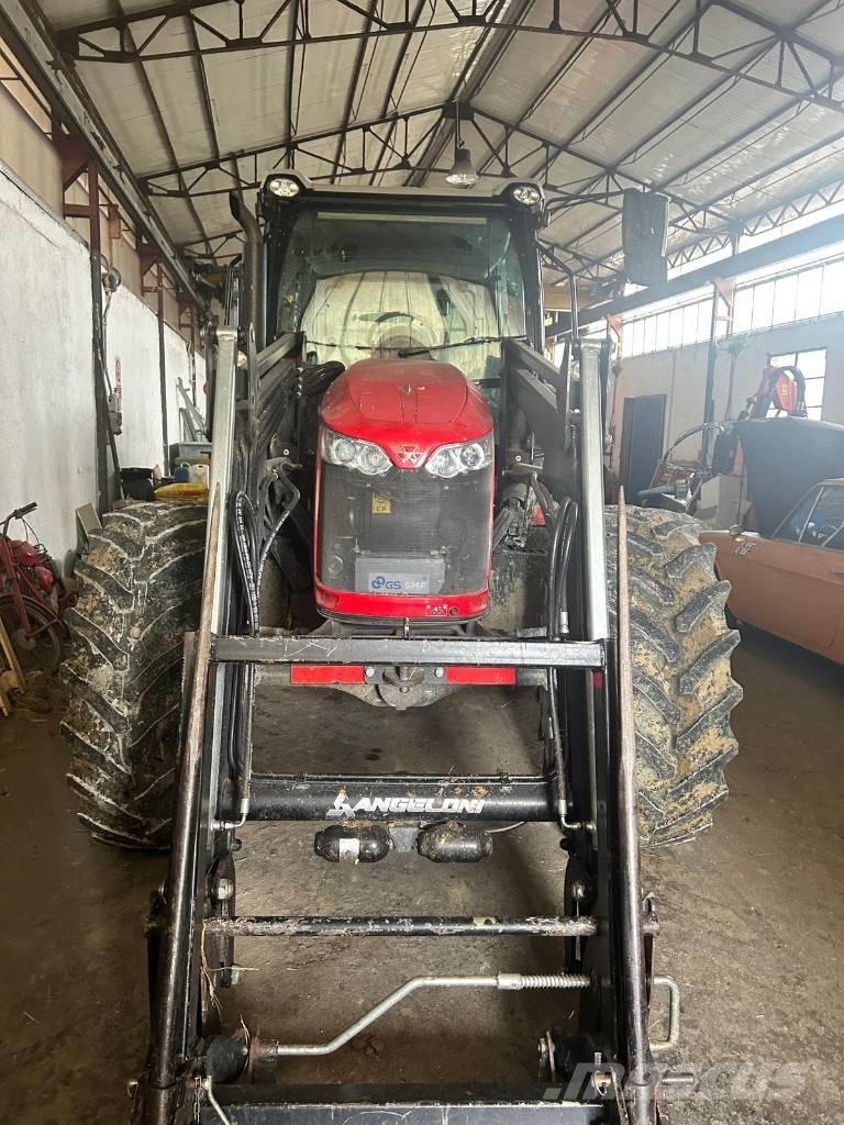 Massey Ferguson 5710 Traktorer