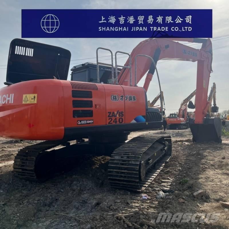 Hitachi ZX 240 Gravemaskiner på larvebånd
