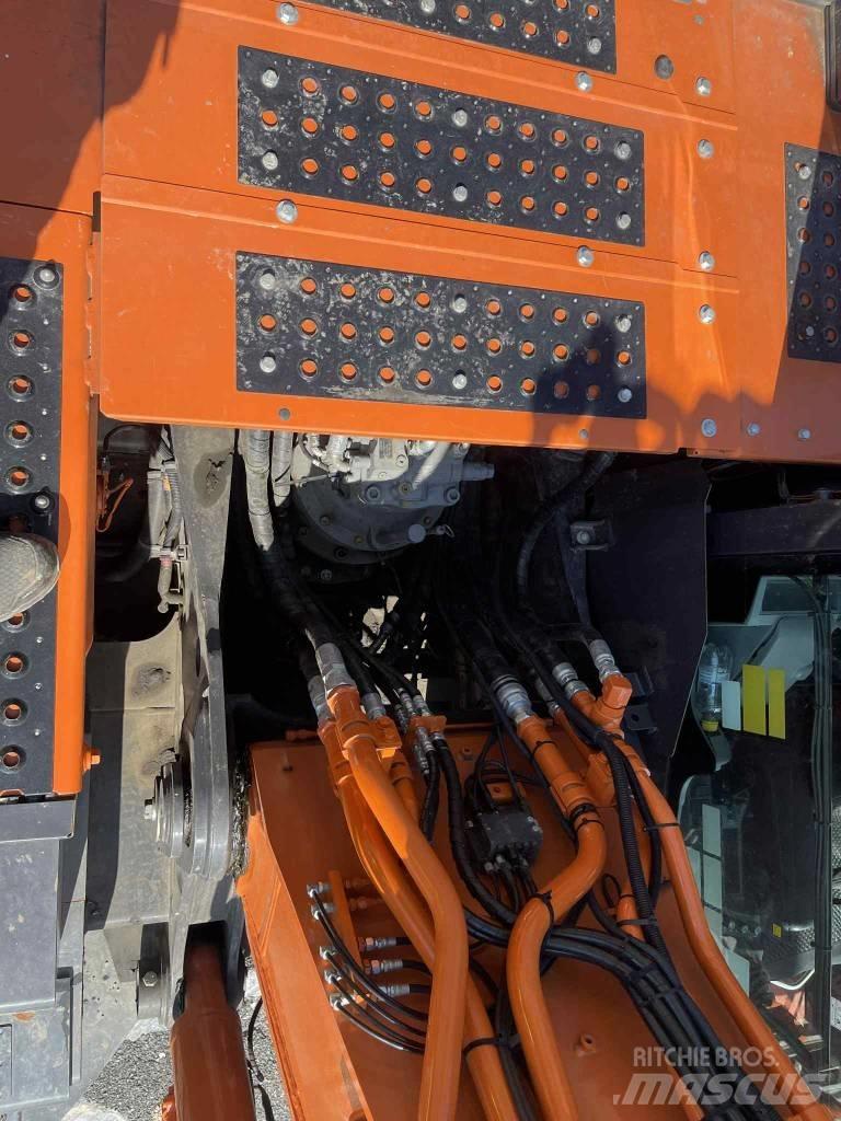Hitachi ZX300LC-7 Gravemaskiner på larvebånd