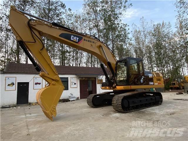 CAT 330D Gravemaskiner på larvebånd