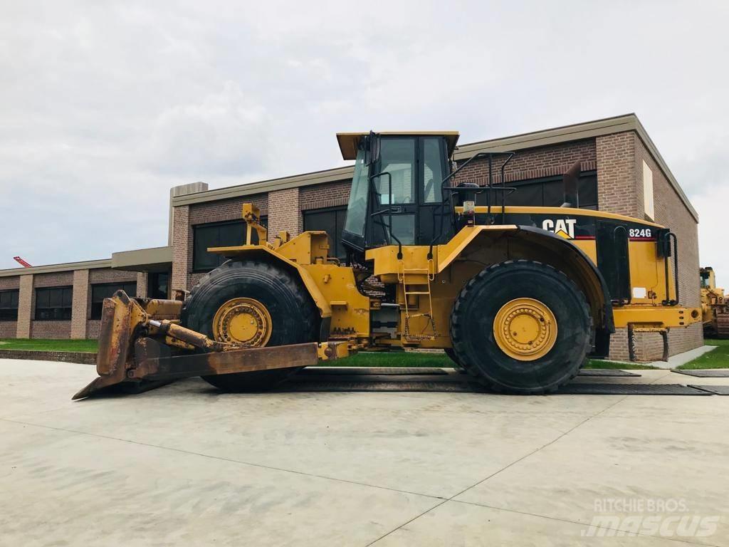 CAT 824 G Bulldozere