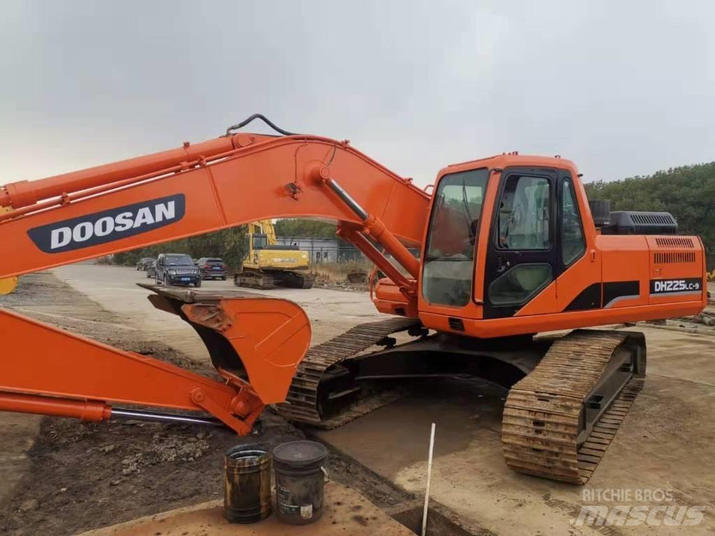 Doosan DH225LC-9 Gravemaskiner på larvebånd