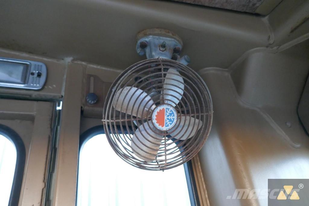 CAT 130G Ex-army Vejhøvle / Gradere