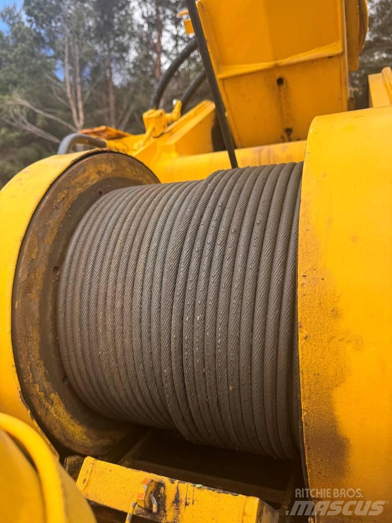 Hitachi ZX135UST Kraner på larvebånd