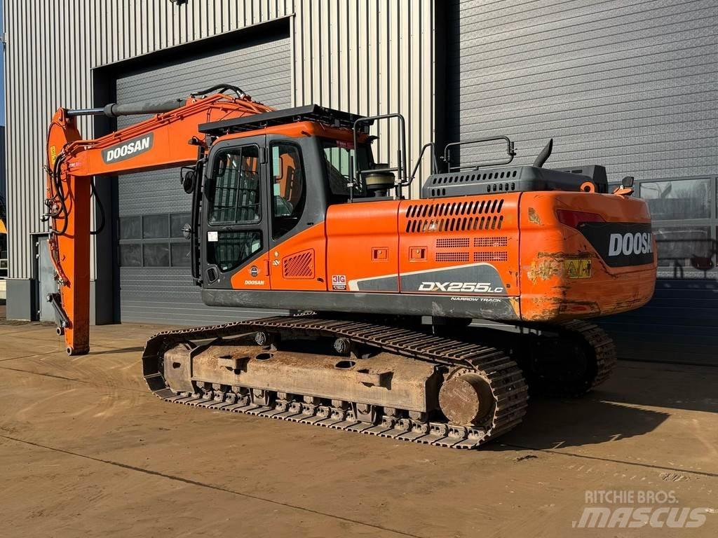 Doosan DX255NLC-5 Gravemaskiner på larvebånd