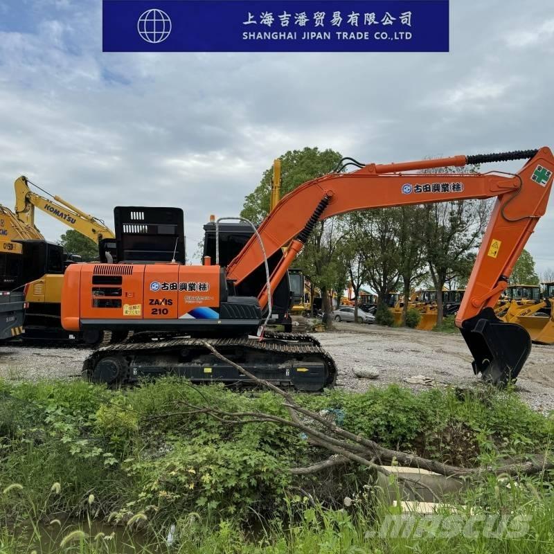 Hitachi ZX 210 Gravemaskiner på larvebånd