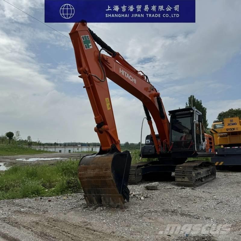 Hitachi ZX 210 Gravemaskiner på larvebånd