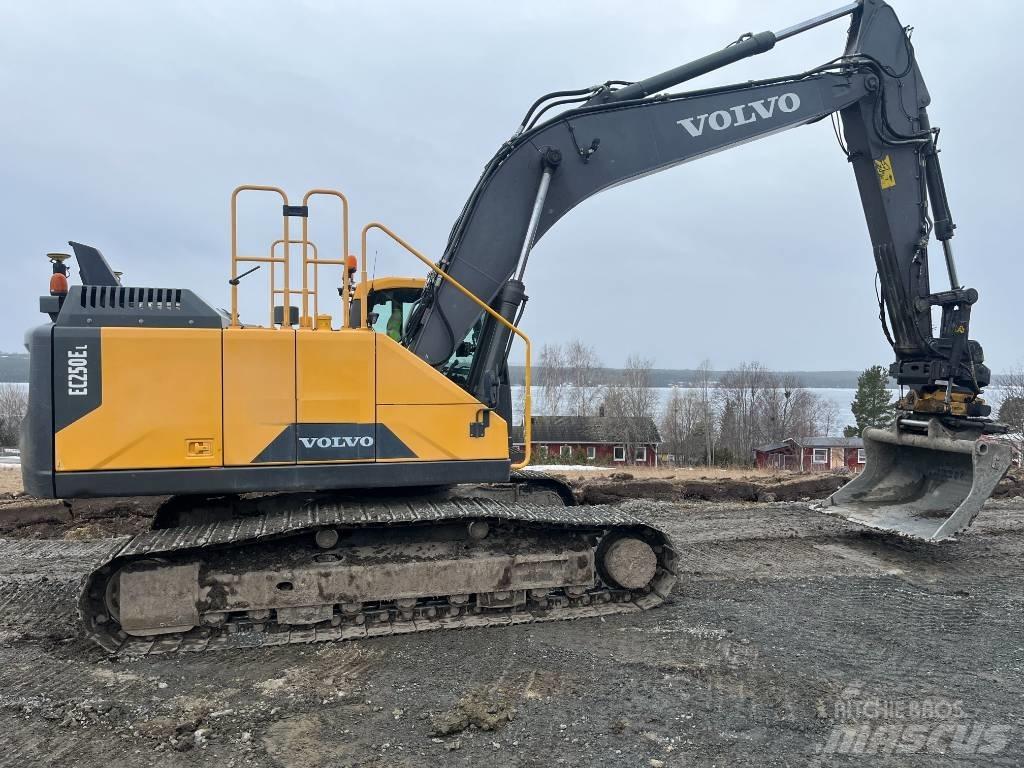 Volvo EC 250 EL Gravemaskiner på larvebånd