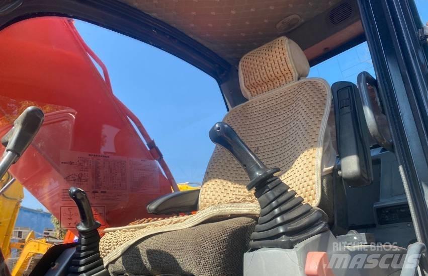 Doosan DX225 Gravemaskiner på larvebånd