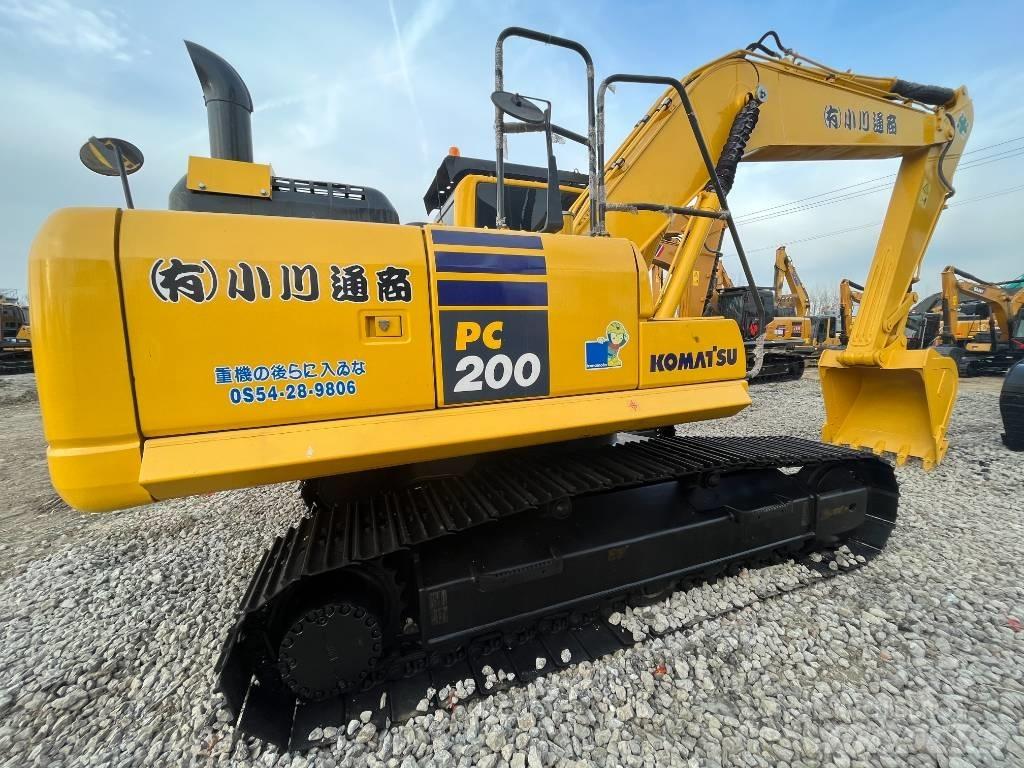 Komatsu PC 200 Gravemaskiner på larvebånd