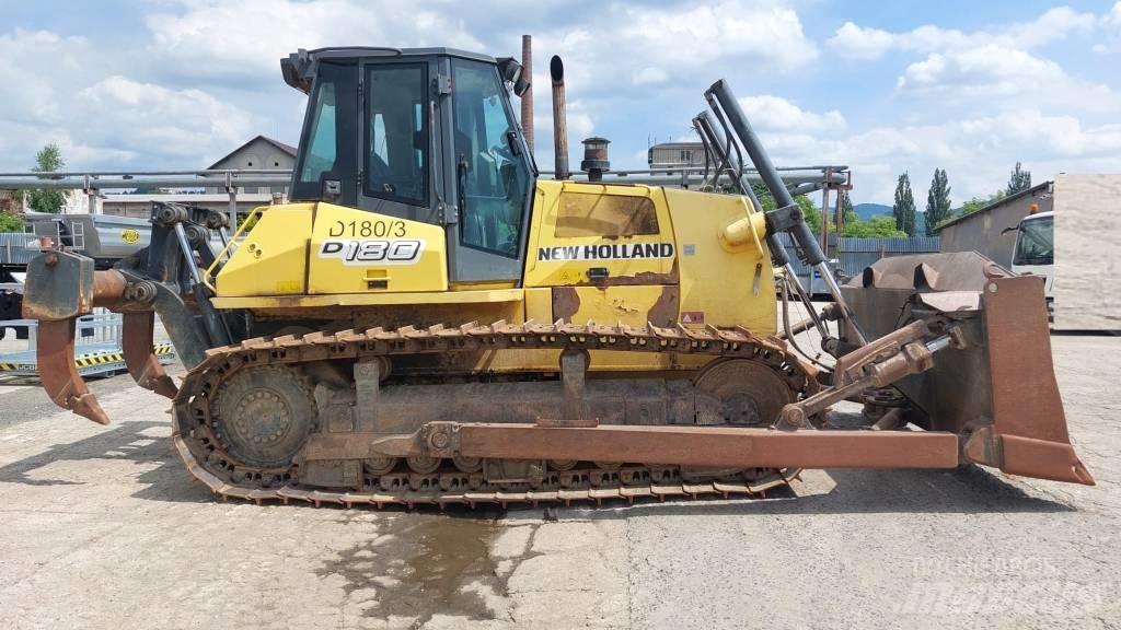 New Holland D 180 Bulldozer på larvebånd