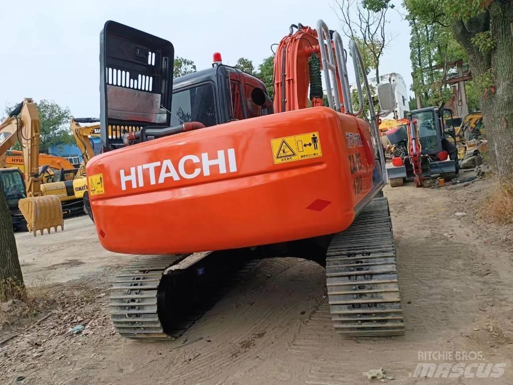 Hitachi ZX120-6 Gravemaskiner på larvebånd