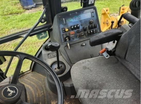 DEERE 310L EP Rendegravere