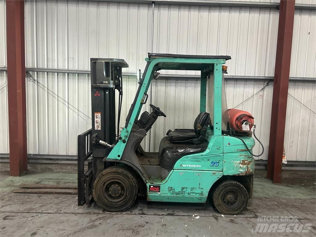 Mitsubishi FG25NT LPG gaffeltrucks