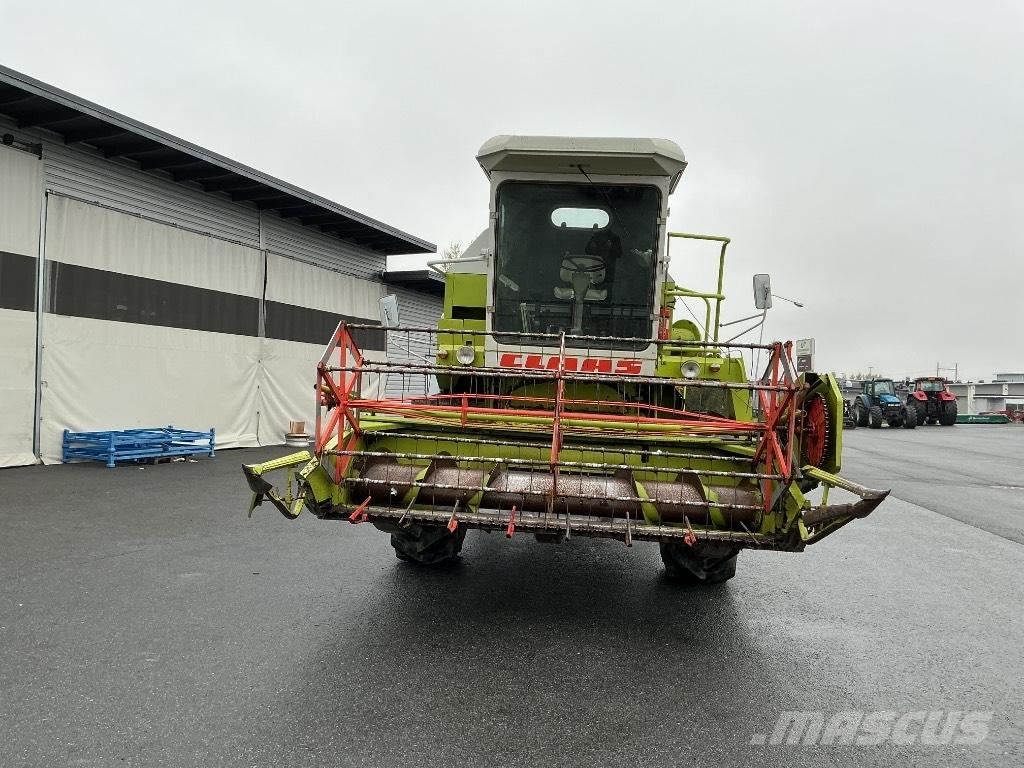 CLAAS 48 Mejetærskere