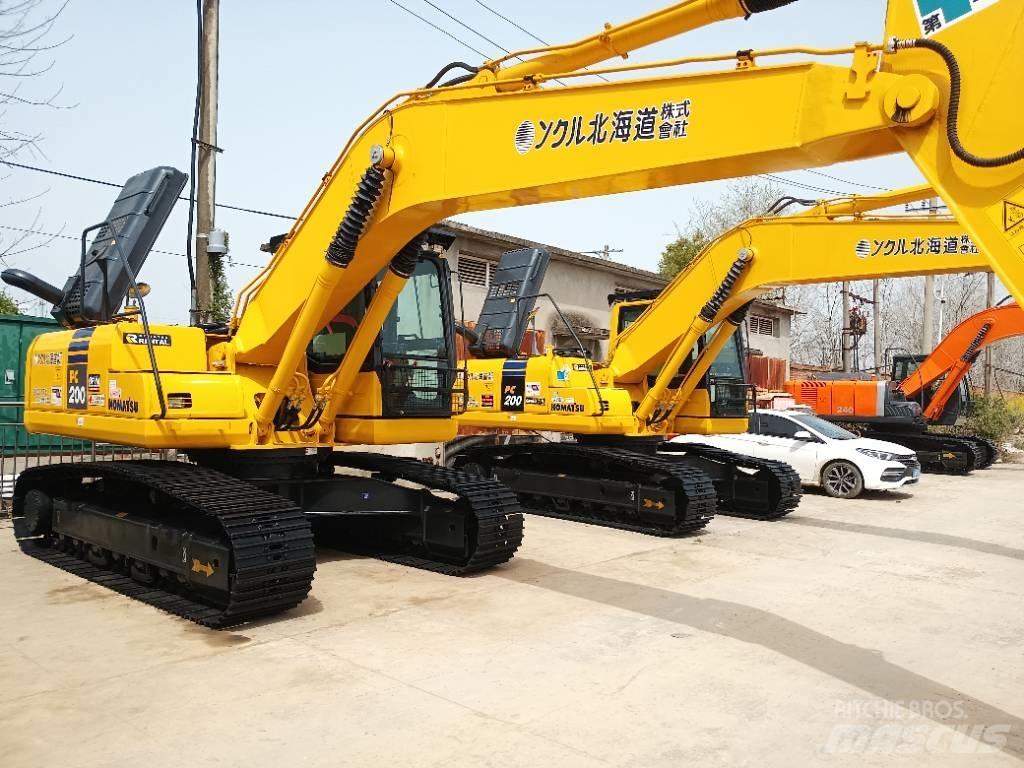Komatsu PC 200 Gravemaskiner på larvebånd