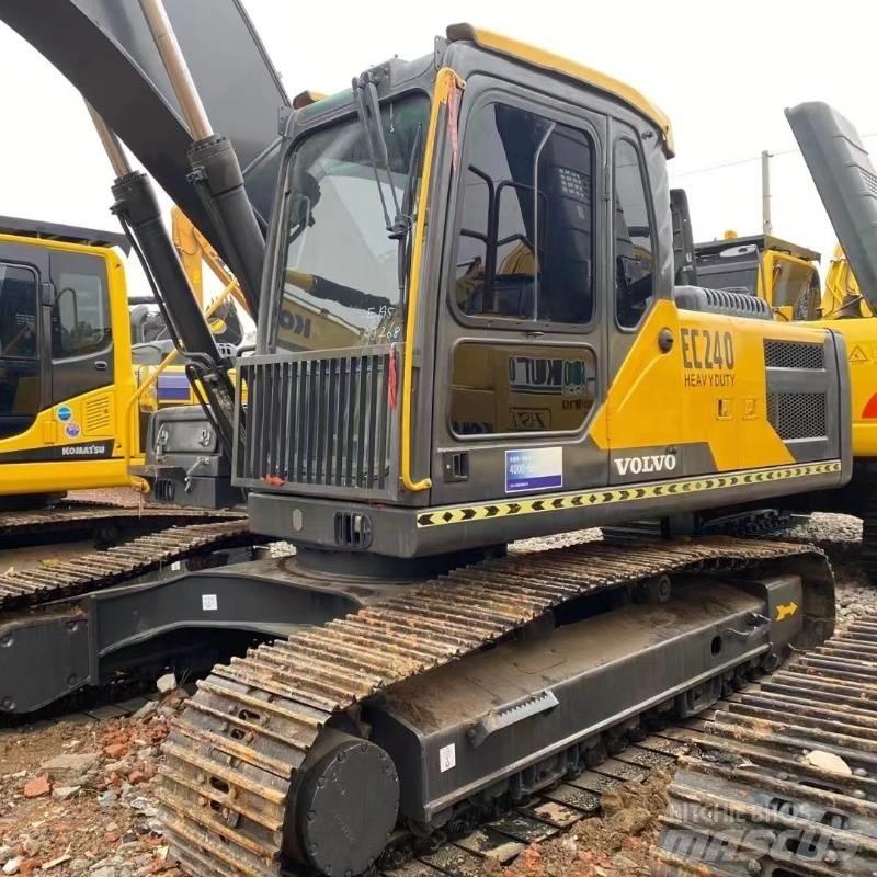 Volvo EC 240 Gravemaskiner på larvebånd
