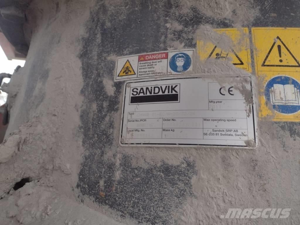 Sandvik UH 450 E Mobile knusere