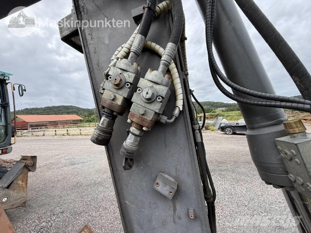 Volvo EW 140 C Gravemaskiner på hjul