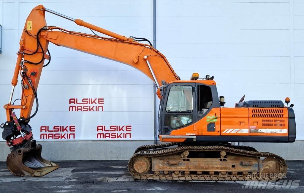 Doosan DX 255 LC-3 Gravemaskiner på larvebånd
