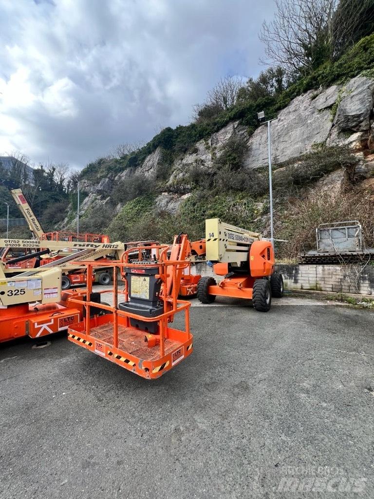 JLG AJ450 Bomlifte med knækarm