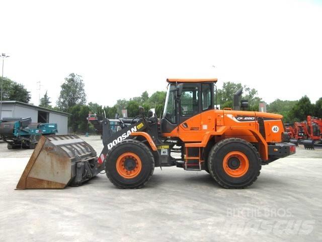 Doosan DL250-5 Læssemaskiner på hjul
