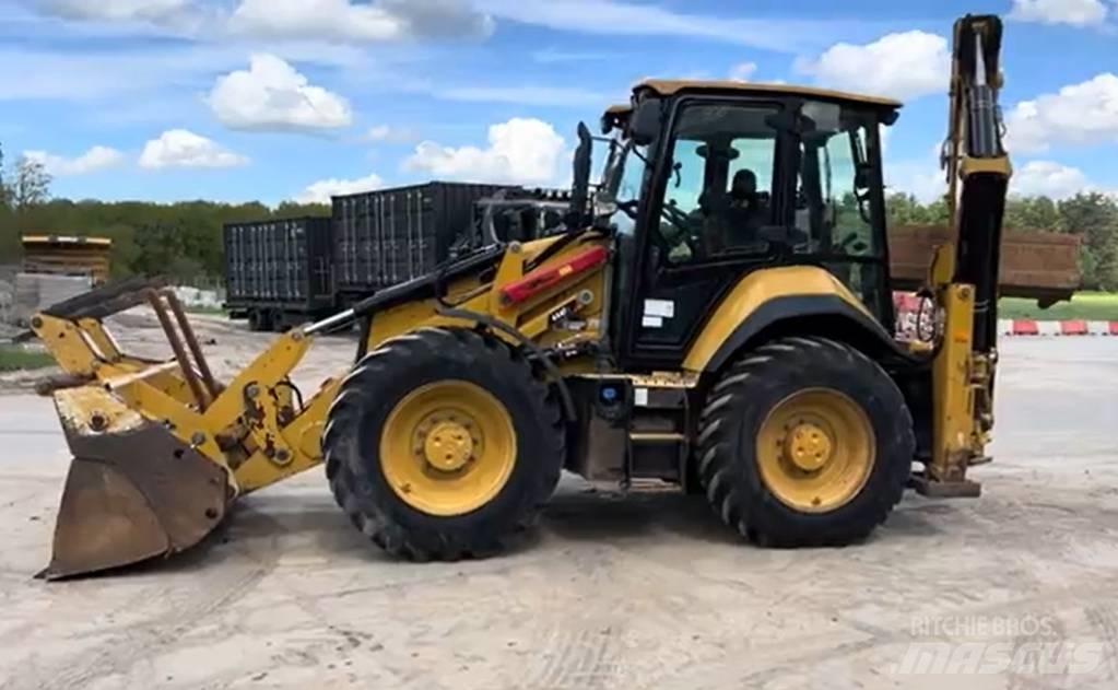 CAT 444 E 4x4 Rendegravere
