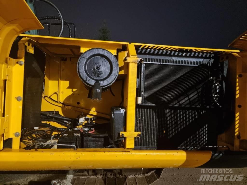 JCB JS 210 LC Gravemaskiner på larvebånd