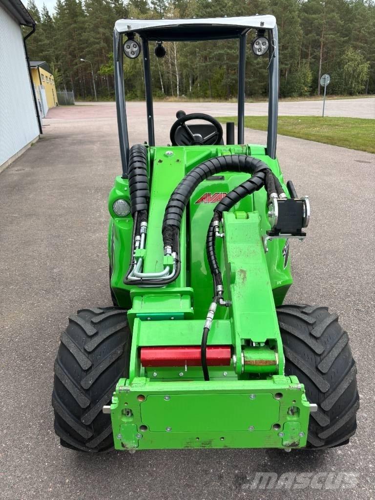 Avant 528 Hjælpemaskiner