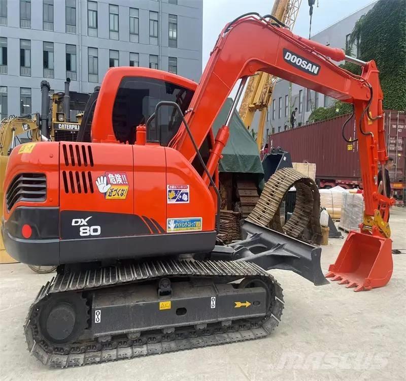 Doosan DX80 Midi-gravemaskiner 7t - 12t