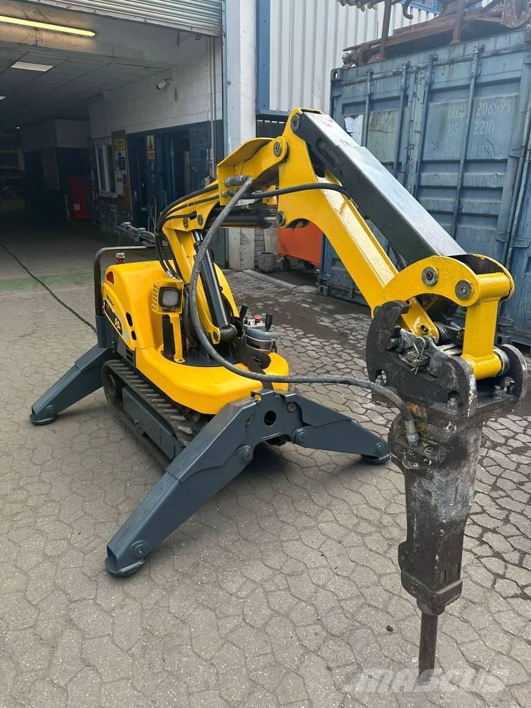 Brokk 90 Minigravemaskiner