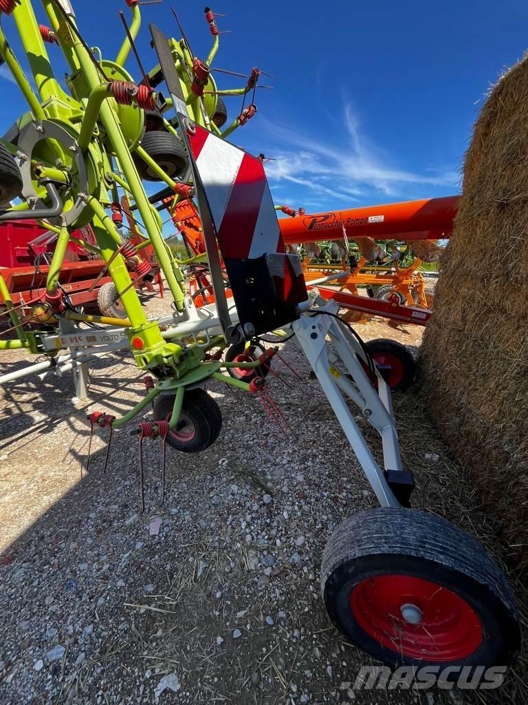 CLAAS Volto 900 T River og høvendere