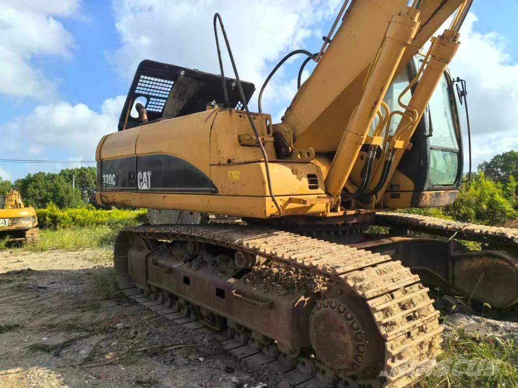 CAT 330 C Gravemaskiner på larvebånd