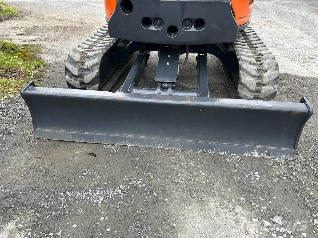 Hitachi ZX 38 U-6 Minigravemaskiner
