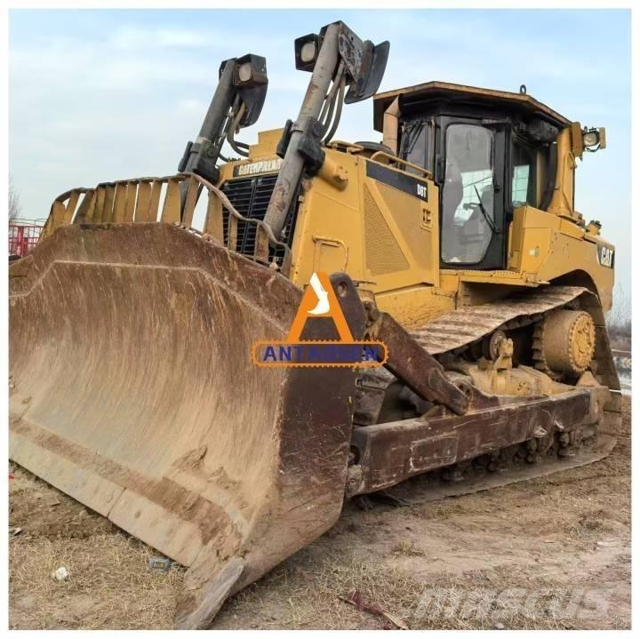 CAT D 8 T Bulldozer på larvebånd