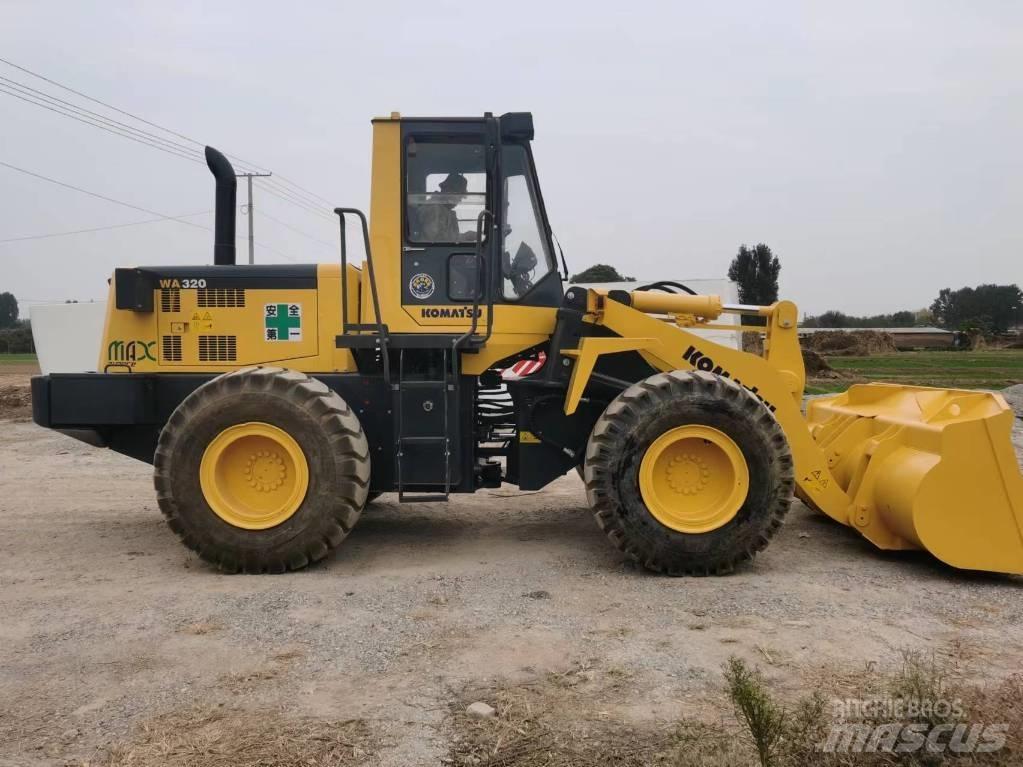 Komatsu WA 320-5 Læssemaskiner på hjul