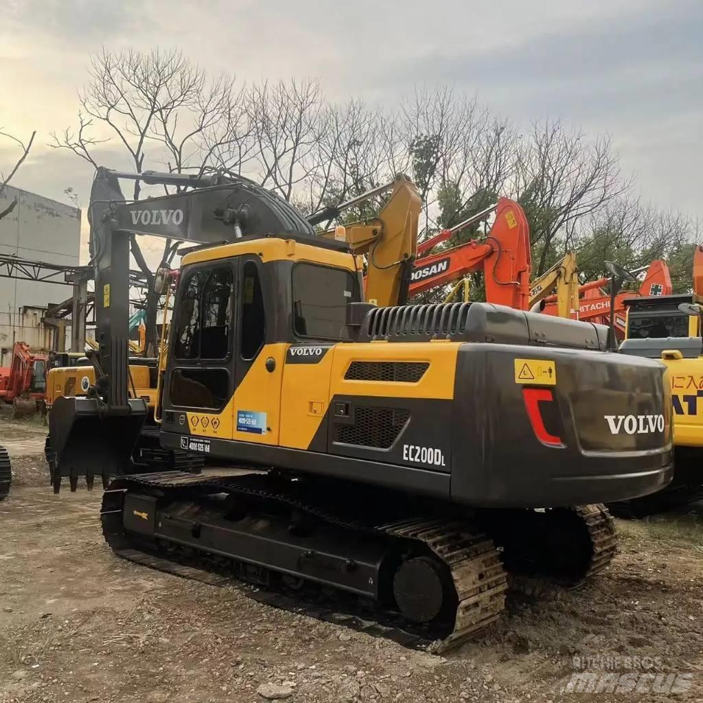 Volvo EC200DL Gravemaskiner på larvebånd