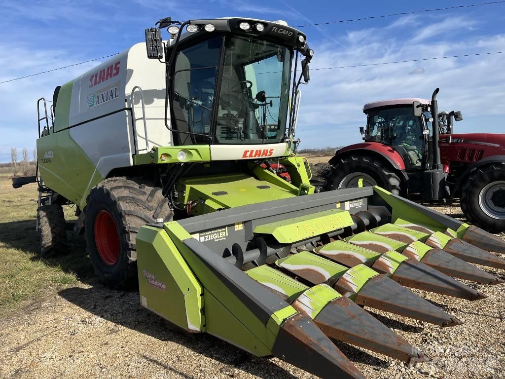 CLAAS Tucano 440 Mejetærskere