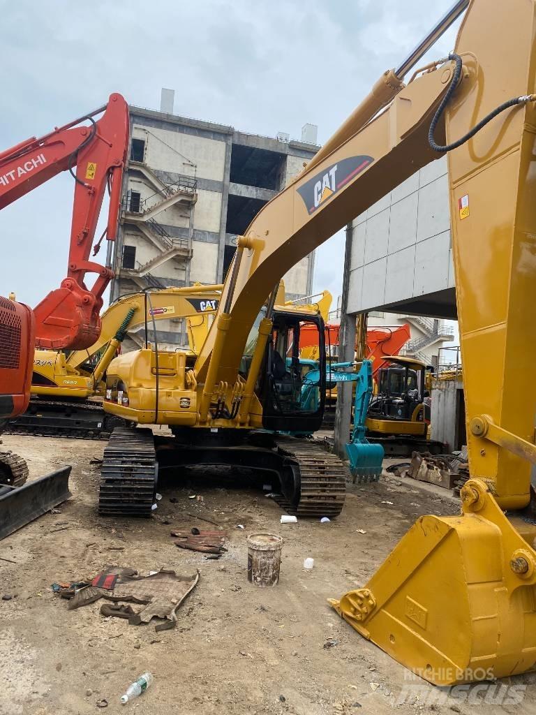 CAT 320 C L Gravemaskiner på larvebånd