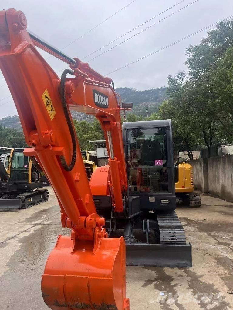 Doosan DH 60-7 Minigravemaskiner
